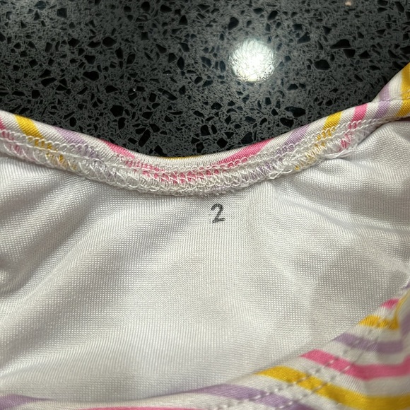 Bundle of Sweatpants, t-shirt, bathing suit and red legging with gold polka dots - Picture 4 of 6